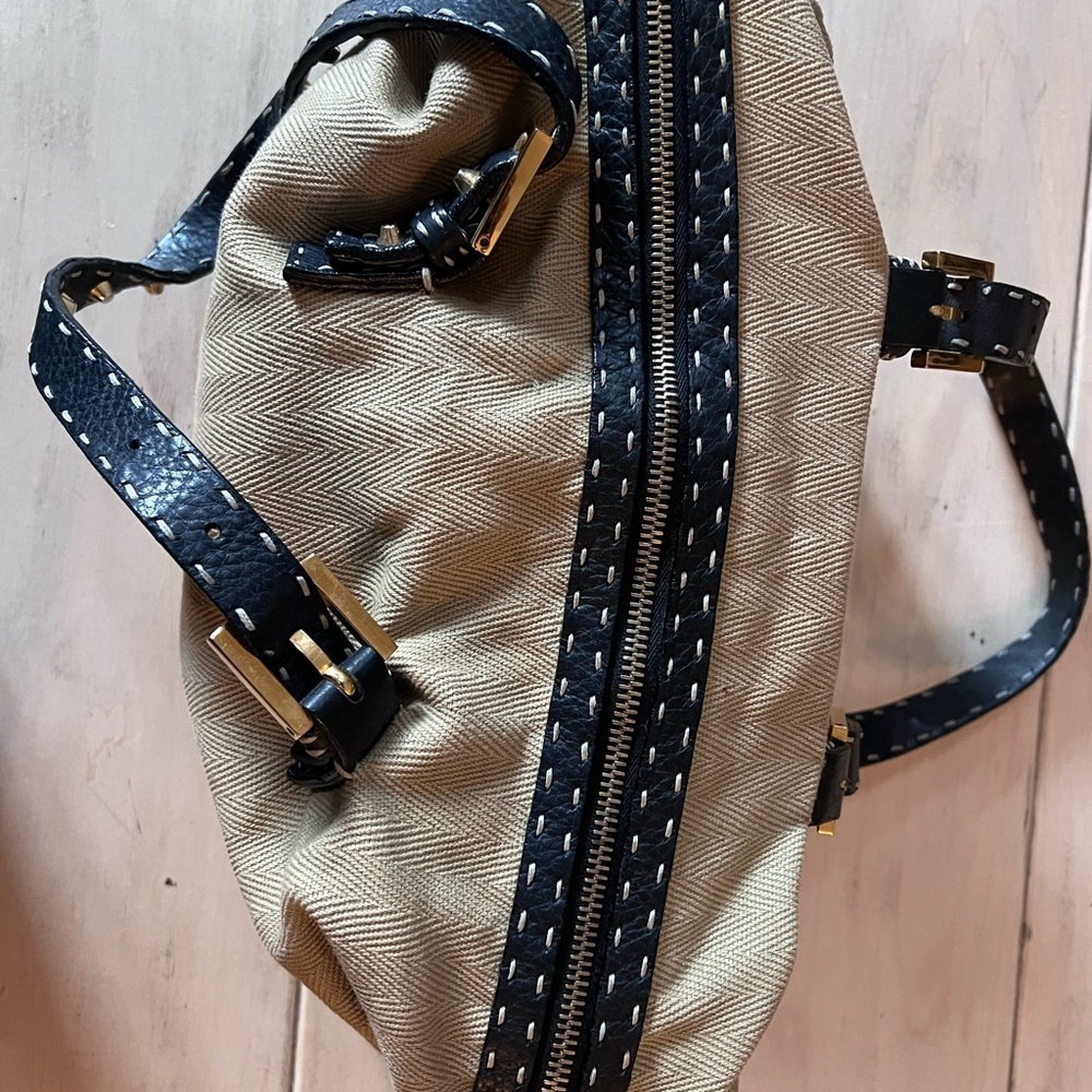 Fendi Selleria Canvas and Leather Bag Authentic - Picture 5 of 9